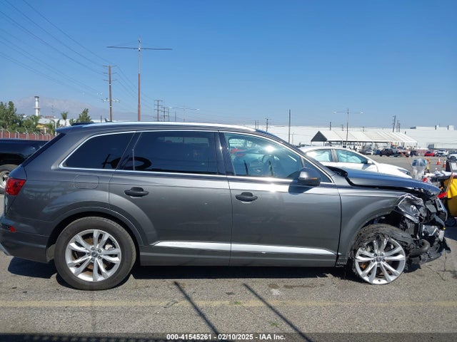 Audi 2019 2019 WA1AHAF71KD016656 Image 17