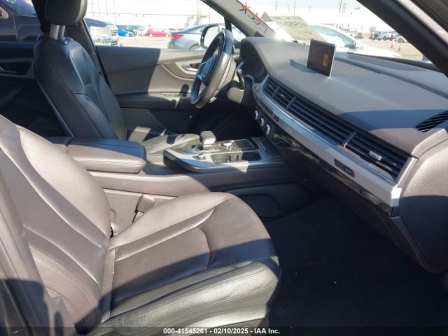 2019 AUDI Q7 WA1AHAF71KD016656 Photo 4