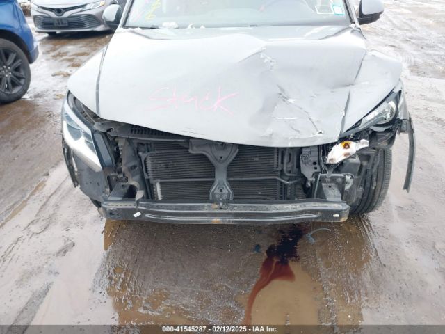 WVGBV7AX5GW615581 Volkswagen TIGUAN S