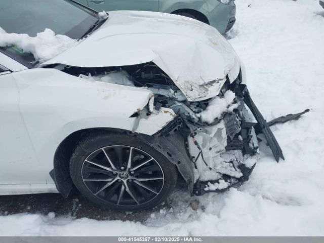 4T1G31AK2RU073447 Toyota Camry Hybrid Se