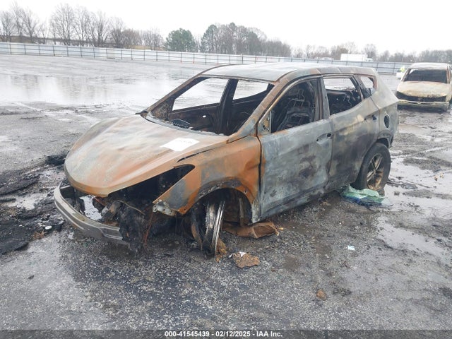 5XYZTDLB5JG555864 Hyundai Santa Fe Sport 2.4l