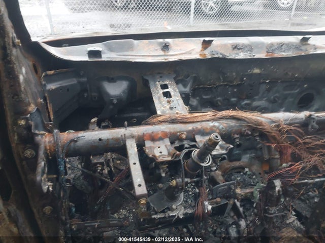 5XYZTDLB5JG555864 Hyundai Santa Fe Sport 2.4l