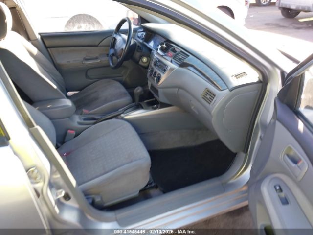 2004 MITSUBISHI LANCER JA3AJ26E44U037047 Photo 4