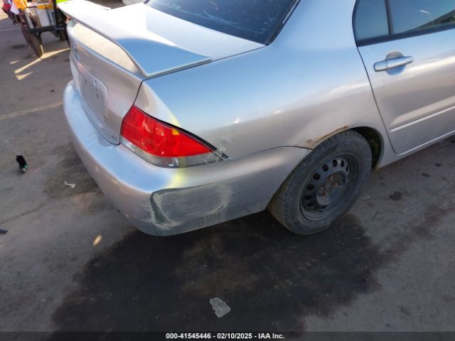 2004 MITSUBISHI LANCER JA3AJ26E44U037047 Photo 5