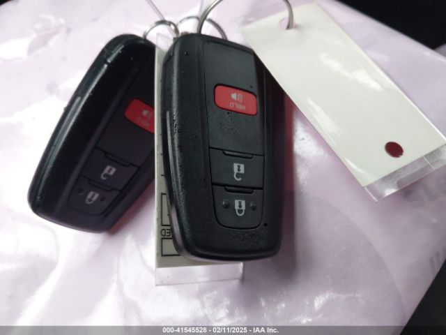 NMTKHMBX5NR147047 Toyota C-HR XLE