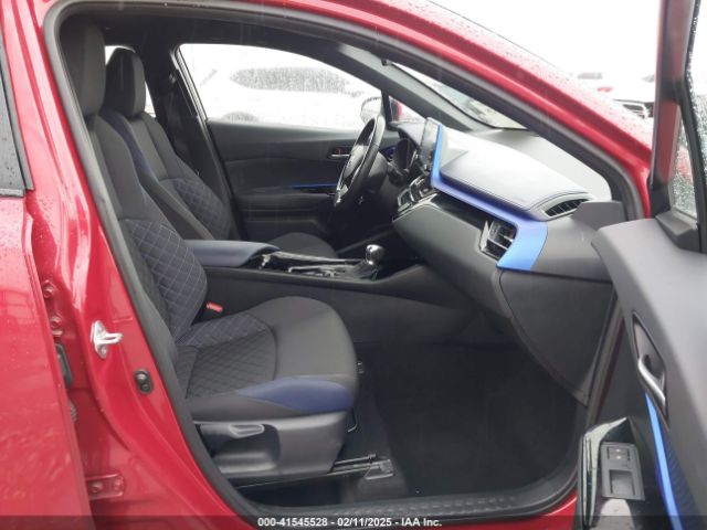 NMTKHMBX5NR147047 Toyota C-HR XLE