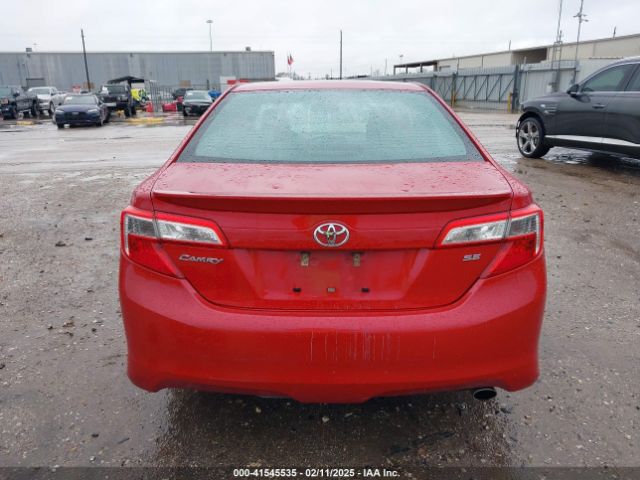 4T1BF1FK0EU734672 Toyota CAMRY SE
