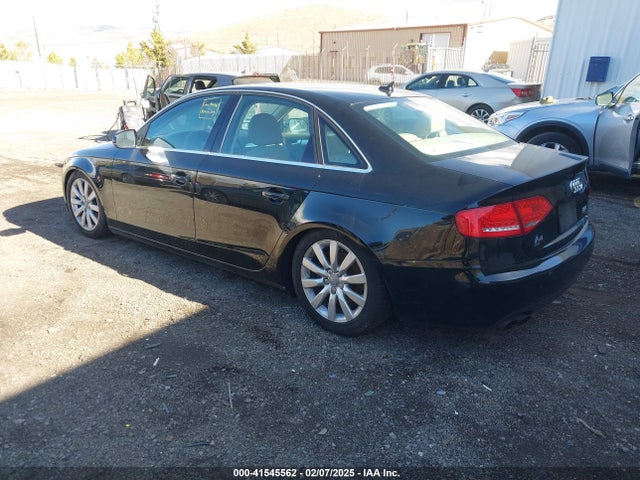 2011 AUDI A4 WAUHFBFL1BN044929 Photo 2