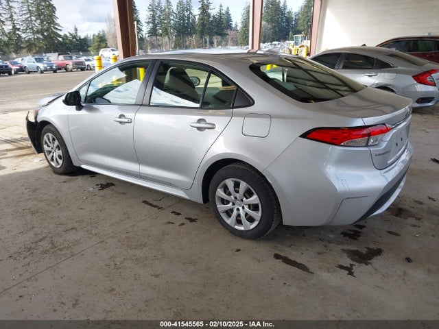 Toyota COROLLA LE 2020 JTDEPRAE2LJ022855 Image 3