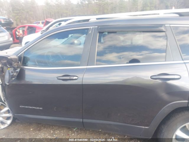 1C4PJMDS8GW170077 Jeep Cherokee Limited