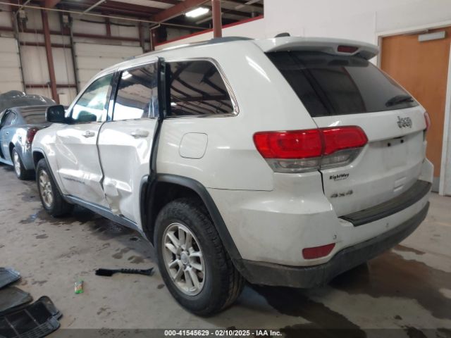 2018 JEEP GRAND CHEROKEE 1C4RJFAG8JC120423 Photo 2