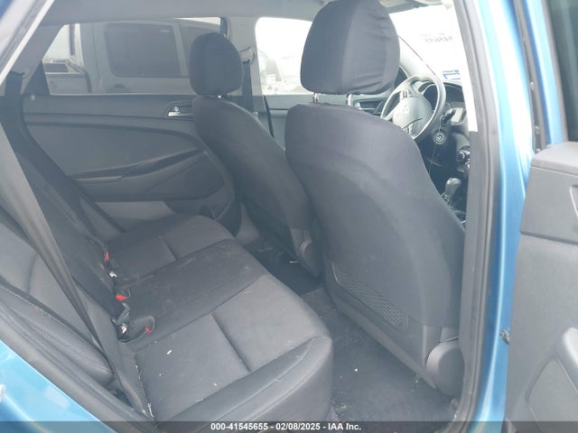 KM8J33A45JU597702 Hyundai TUCSON SEL