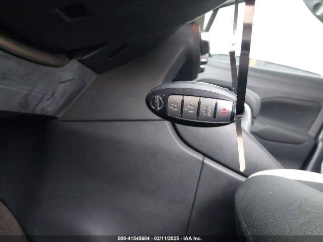 3N1CN8EV7ML921371 Nissan Versa Sv Xtronic Cvt