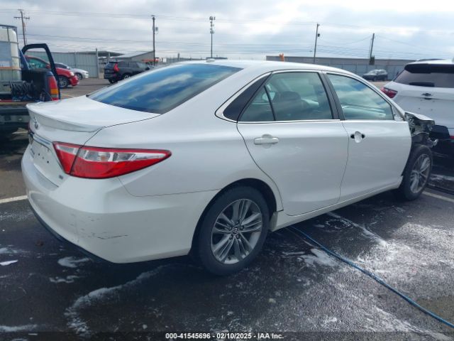 4T1BF1FK0GU123625 Toyota CAMRY SE