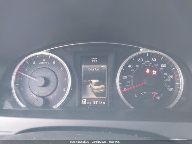 4T1BF1FK0GU123625 Toyota CAMRY SE