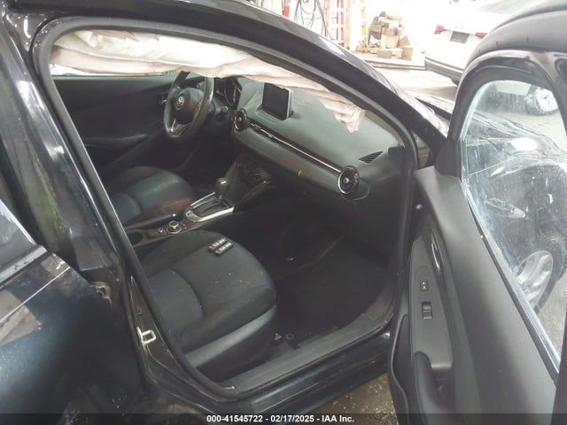 3MYDLBYV5HY152461 Toyota YARIS IA