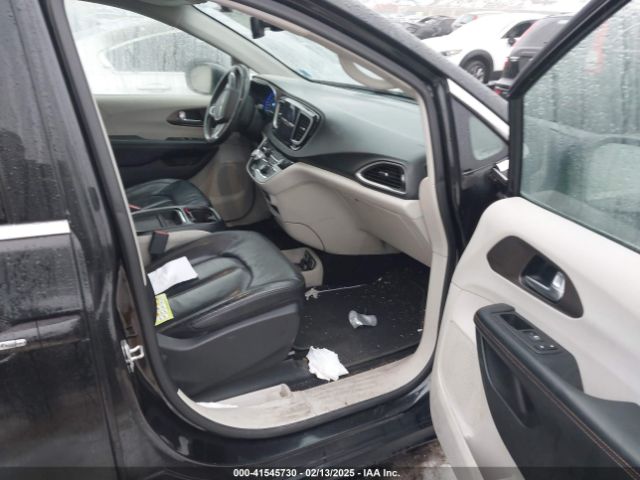 2019 CHRYSLER PACIFICA 2C4RC1BG2KR715353 Photo 4