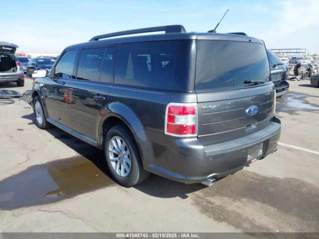2FMGK5B88FBA04437 Ford FLEX SE