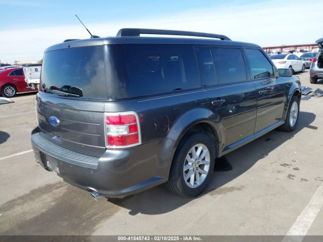 2FMGK5B88FBA04437 Ford FLEX SE