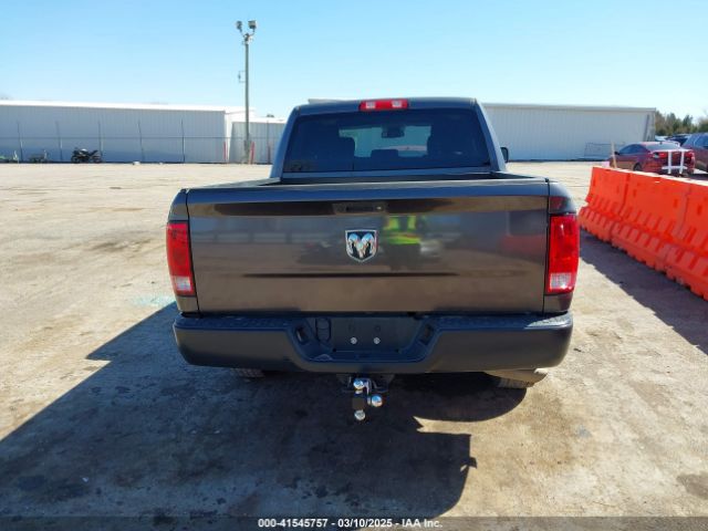 1C6RR6KG4JS293862 RAM 1500 Tradesman  4x2 5'7 Box