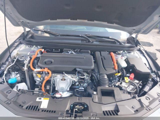 1HGCY2F82SA021235 Honda Accord Hybrid Touring
