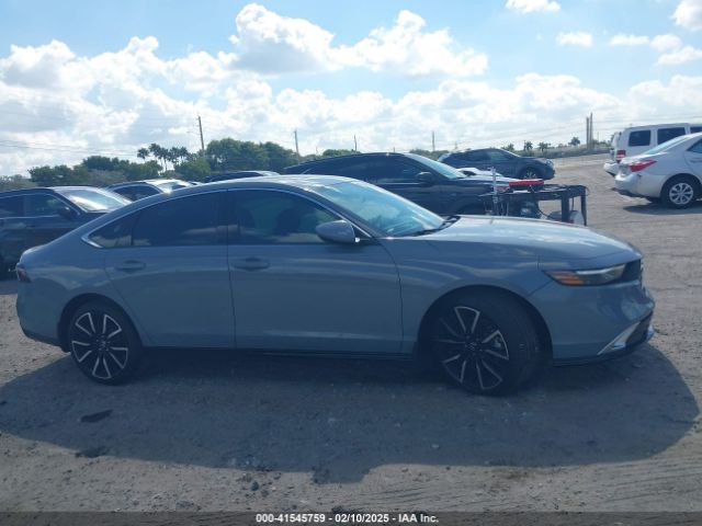 1HGCY2F82SA021235 Honda Accord Hybrid Touring