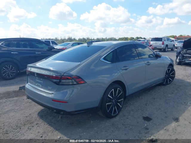 1HGCY2F82SA021235 Honda Accord Hybrid Touring