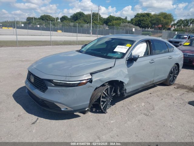 1HGCY2F82SA021235 Honda Accord Hybrid Touring