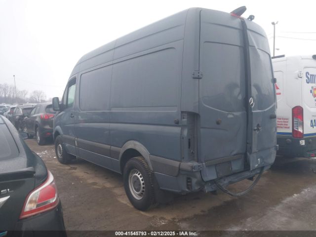 2018 MERCEDES-BENZ SPRINTER 2500 WD3PE7CD6JP626565 Photo 2