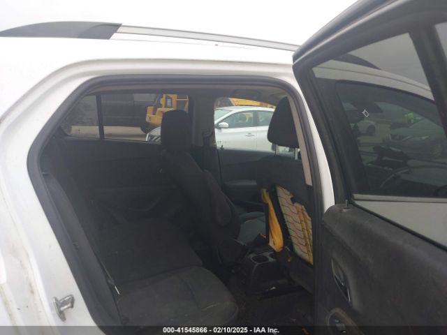 3GNCJLSB8GL256708 Chevrolet Trax Lt