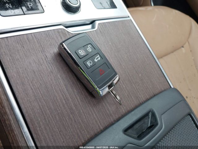 SALKP9F47PA029589 Land Rover Range Rover P440e Se