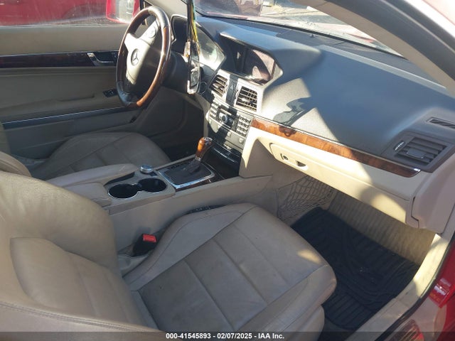 41545893 :رقم المزاد ، WDDKJ5GBXBF094758 vin ، 2011 Mercedes-benz E 350 مزاد بيع