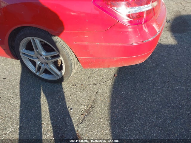 41545893 :رقم المزاد ، WDDKJ5GBXBF094758 vin ، 2011 Mercedes-benz E 350 مزاد بيع