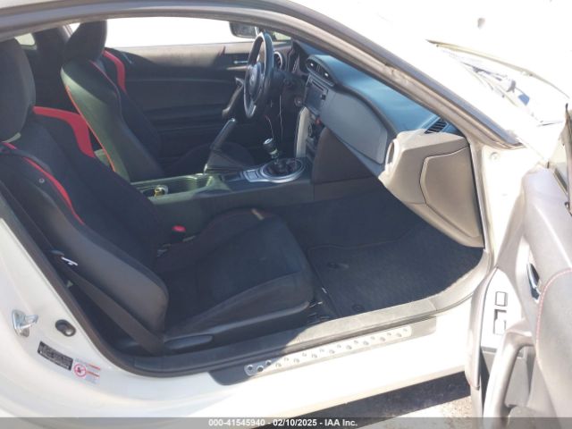 JF1ZNAA12F9709707 Scion FR-S