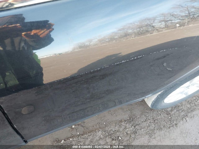 Jeep Cherokee Latitude 2014 1C4PJMCB0EW185929 Image 17