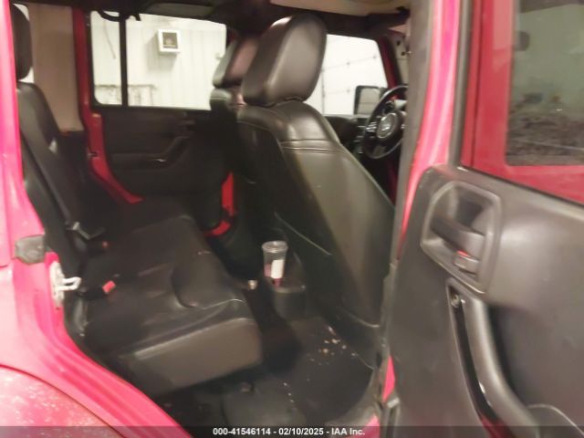 1C4BJWEG5FL701087 Jeep Wrangler Unlimited Sahara