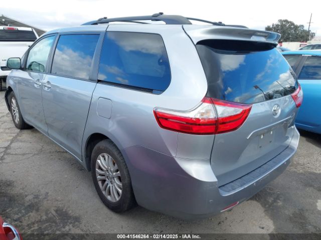 5TDYZ3DC6HS809784 Toyota Sienna Xle/limited