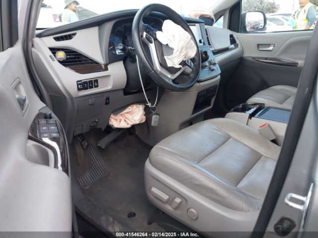 5TDYZ3DC6HS809784 Toyota Sienna Xle/limited