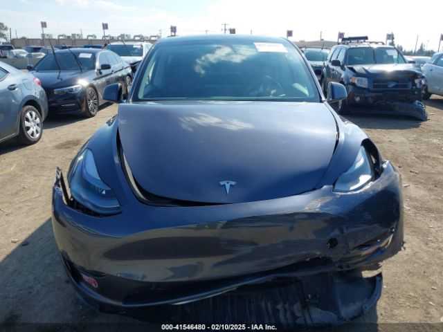 7SAYGDEF5PF823122 Tesla Model Y Performance Dual Motor All-wheel Drive