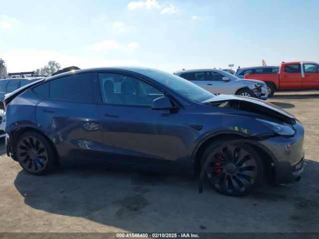 7SAYGDEF5PF823122 Tesla Model Y Performance Dual Motor All-wheel Drive
