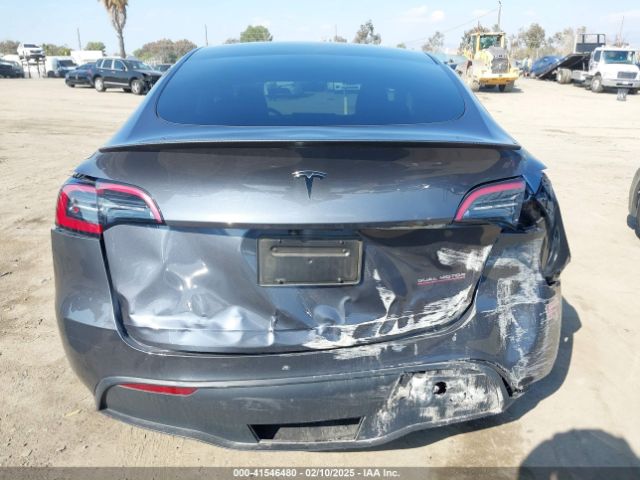 7SAYGDEF5PF823122 Tesla Model Y Performance Dual Motor All-wheel Drive