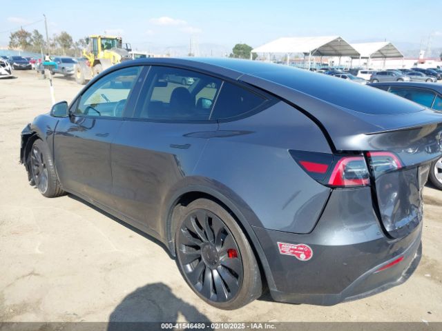 7SAYGDEF5PF823122 Tesla Model Y Performance Dual Motor All-wheel Drive