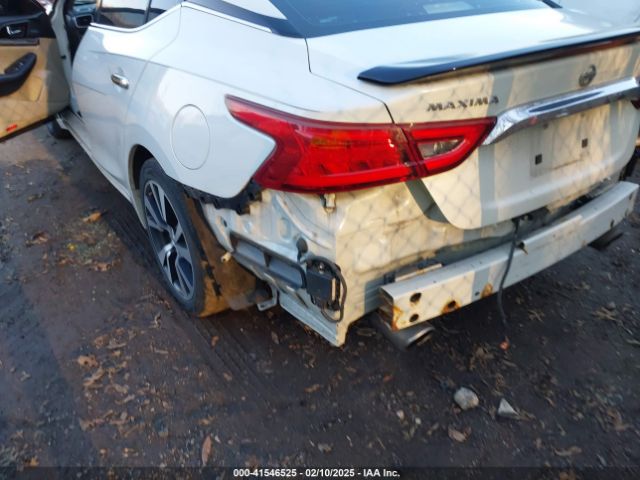 1N4AA6AP9GC422606 Nissan Maxima 3.5 Platinum