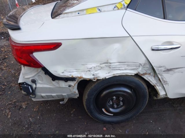 1N4AA6AP9GC422606 Nissan Maxima 3.5 Platinum