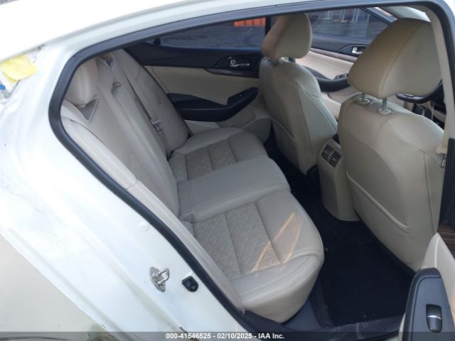 1N4AA6AP9GC422606 Nissan Maxima 3.5 Platinum