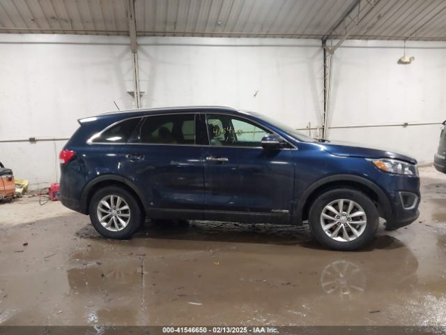 5XYPGDA59HG195257 KIA Sorento 3.3l Lx