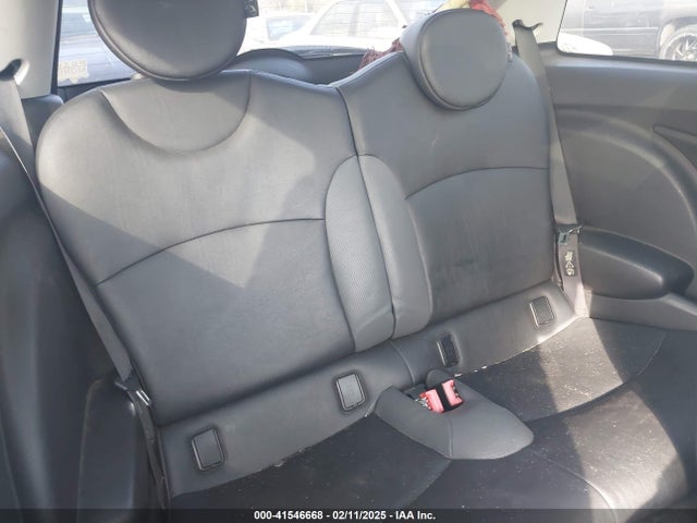2008 MINI COOPER WMWMF335X8TU64252 Photo 7
