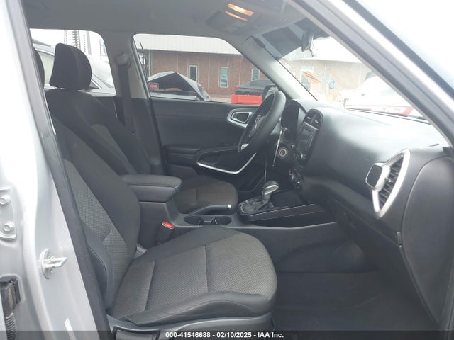 KNDJ23AU0L7109359 KIA SOUL LX