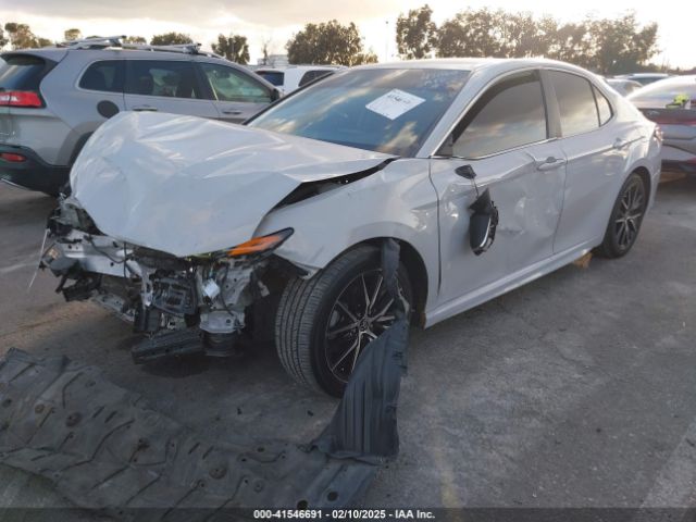 2022 TOYOTA CAMRY 4T1G11AKXNU017689 Photo 1