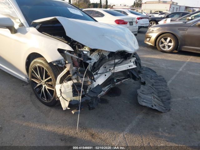 2022 TOYOTA CAMRY 4T1G11AKXNU017689 Photo 5